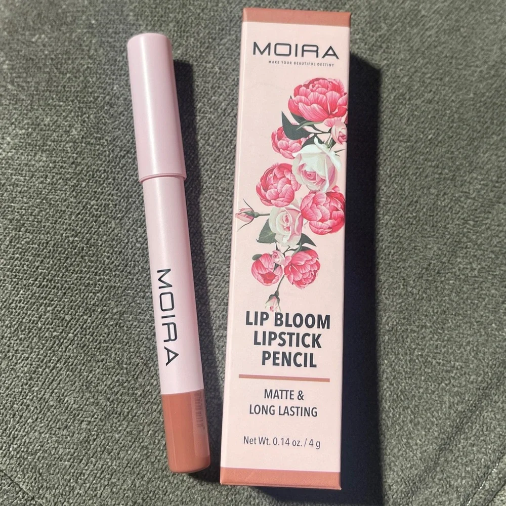 🥰💋Moira Lip Bloom Lipstick Pencil💋🥰